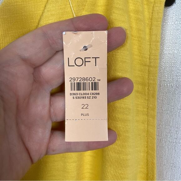 LOFT Plus Yellow Cotton V Neck Romper Sz.22W NWT - Picture 8 of 15